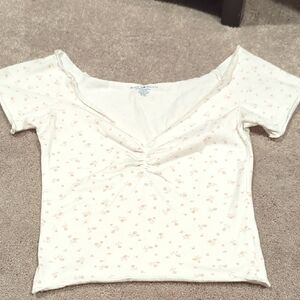 Brandy Melville White Floral Short Sleeve Top